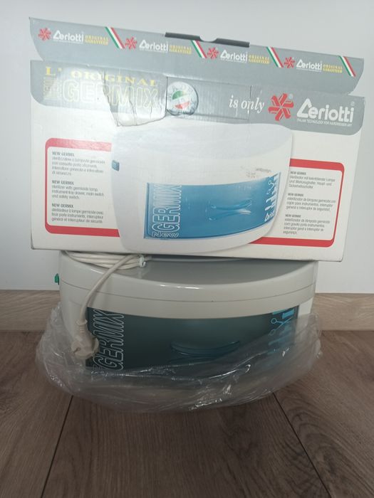 STerylizator/Sanityzator  CERIOTTI  UV GERMIX 1