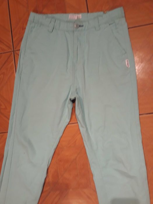 Miętowe spodnie reserved