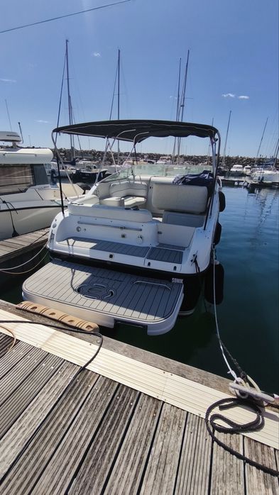 Barco Crownline 242CR