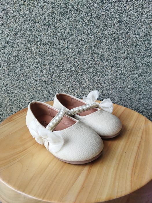 Туфлі для дівчинки