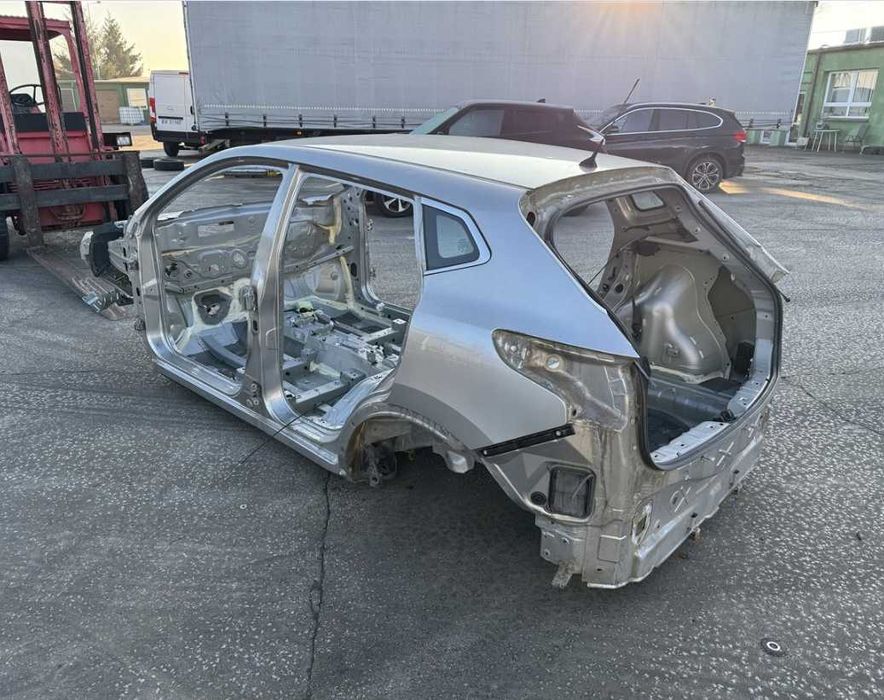 Четверть Nissan Qashqai 2 II крило кузов разборка