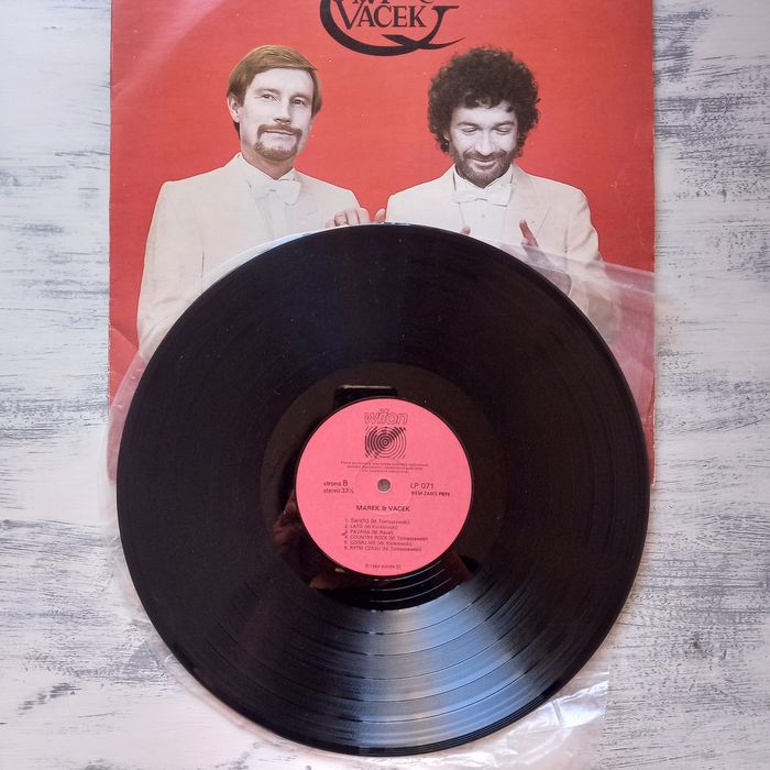 Komplet płyt z PRL-u