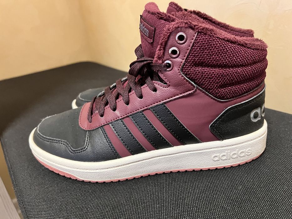 Черевики (кросівки) жіночі Adidas демісезонні