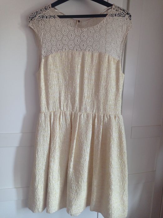 Vestido de renda da marca Zara