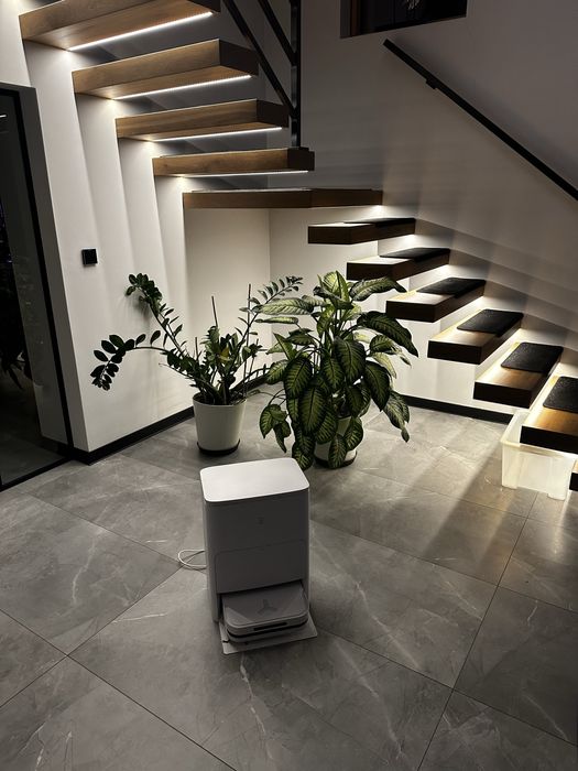 Robot sprzatający Ecovacs Deebot X5 - jak nowy