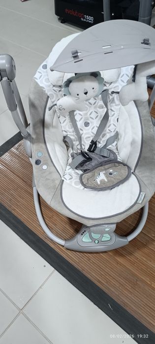 Baloiço de bebê usado