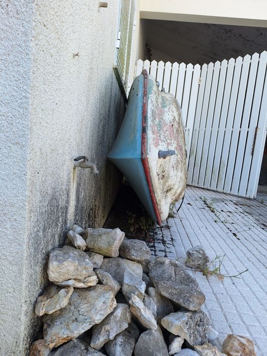 Barco rias Canadá  e atrelado