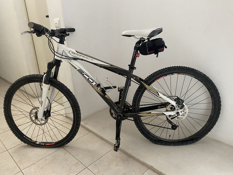 Bicicleta de montanha tamanho S roda 26