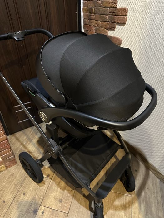 Розкладне автокрісло для немовля Carrello Vega