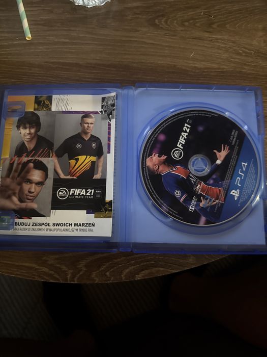Gra Fifa 21 na konsole ps4