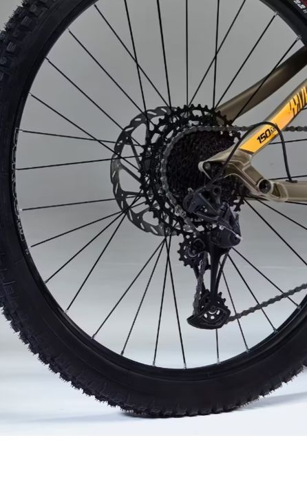 BTT Stilus all Mountain Elétrica