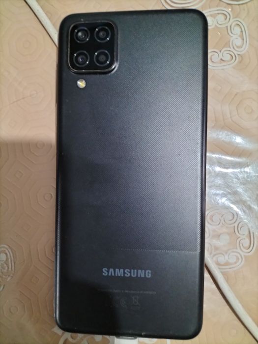 Samsung Galaxy A12