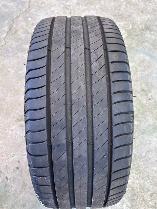 Pneus Michelin 225/40R 18 92Y
