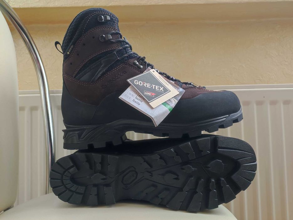 ОРИГІНАЛ100%!!Черевики трекінгові Lowa Cevedale GTX 03023 010152