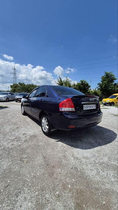 KiA CERATO 2.0 АВТОМАТ Газ евро4