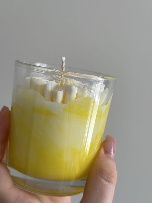 Świeca sojowa w szkle