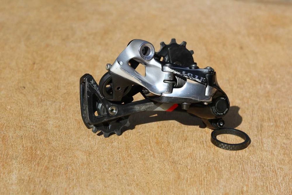 Задній перемикач: Sram XX1 TYPE 2 11 SPEED