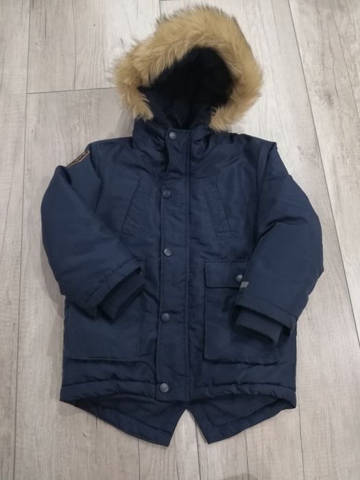 Sprzedam kurtkę jesienno-zimowa w rozmiarze 104 granat