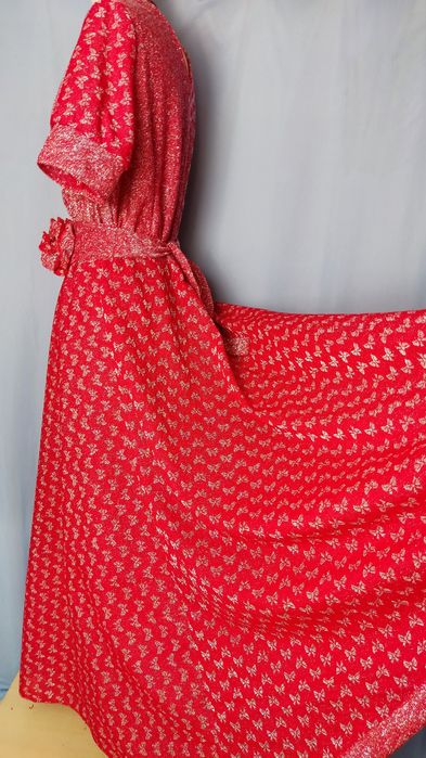 Sukienka na wesele brokatowa. na Sylwestra, karnawał roz. 40/42/44