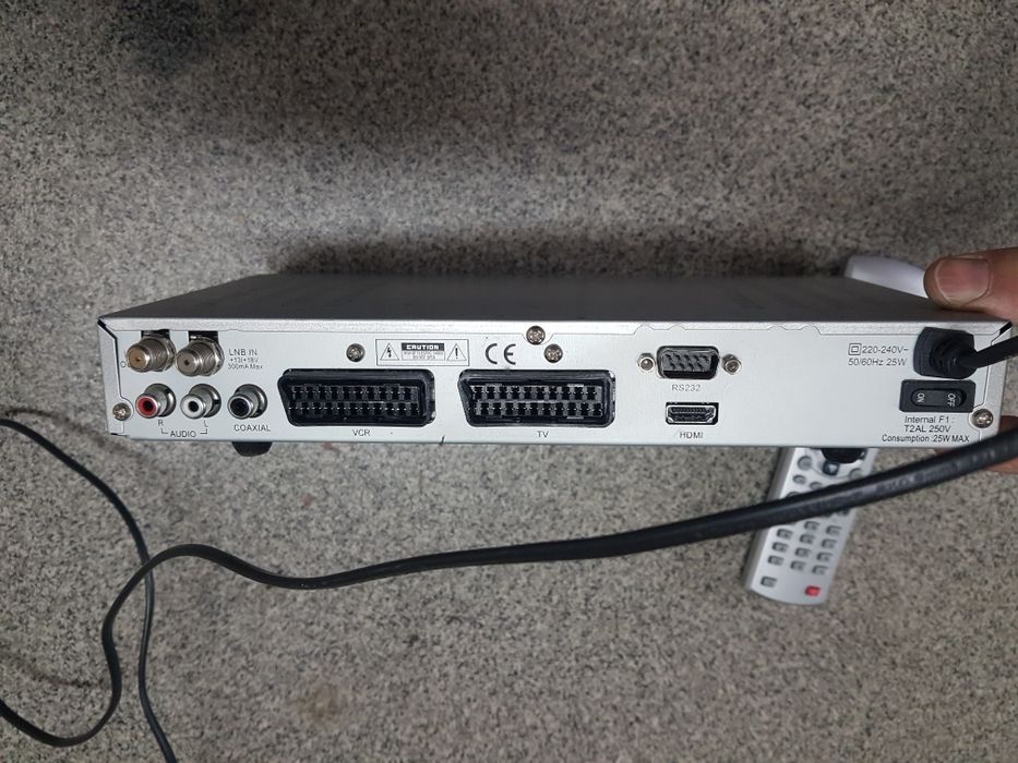Dekoder do satelity  Digitalen Sateliten Receiver RESIWER