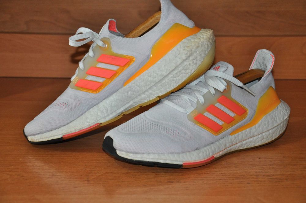 Кроссовки Adidas UltraBoost 22 salomon 41.5 \ 26 см