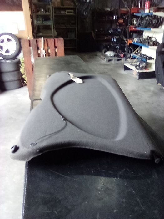 chapeleira Ford focus 5 portas 2001