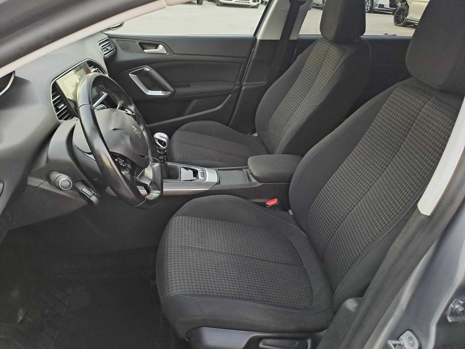 Peugeot 308 1.2 THP, 2019