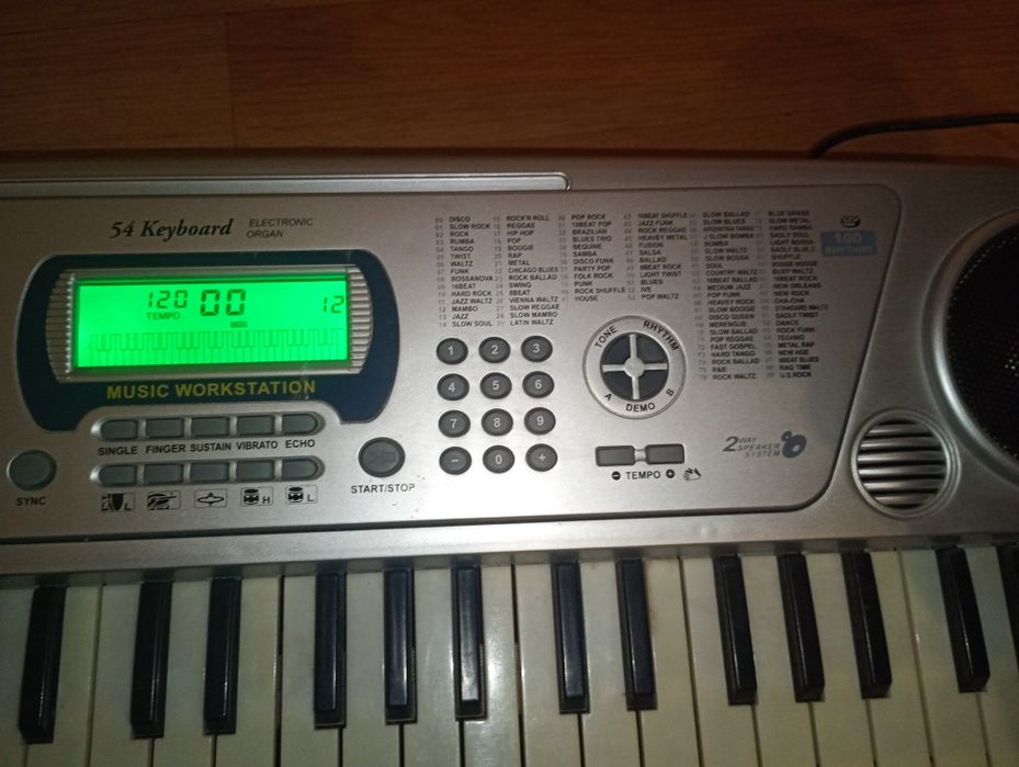 Keyboard organy plus zasilacz