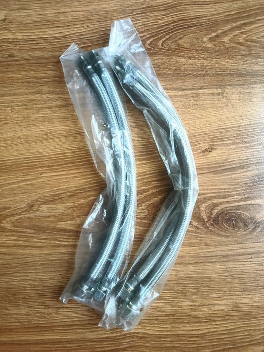 Wężyki przyłączeniowe hydrauliczne 3/8