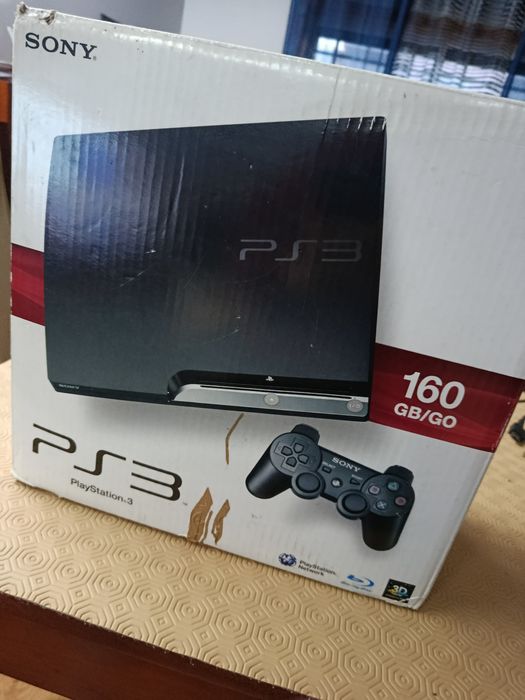 PlayStation 3 com oferta de dois jogos