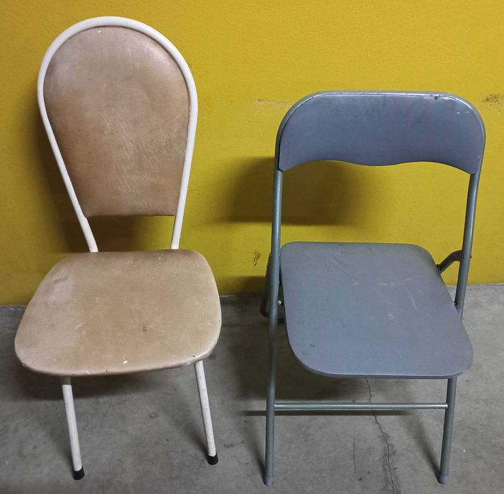 Duas cadeiras (metal)