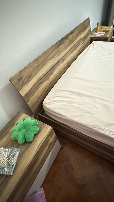 Conjunto Cama de Casal (150x190) + Somier + 2 Mesas de Cabeceira - Conforama