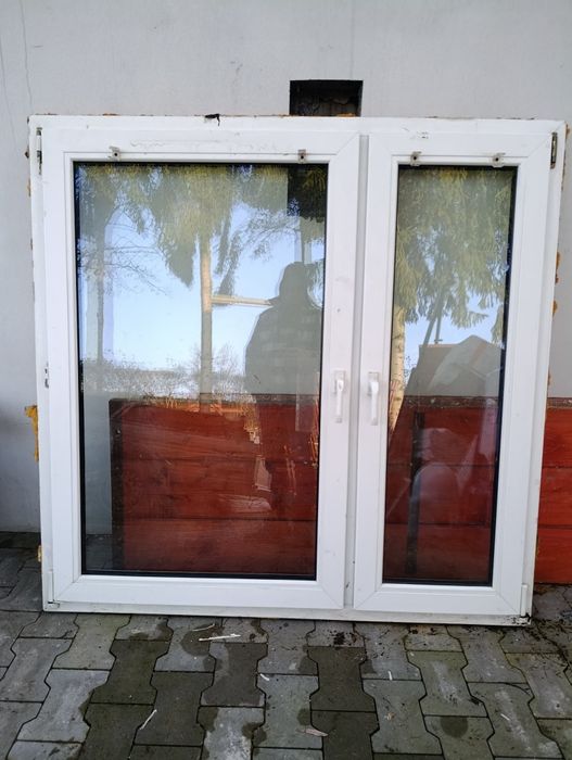 Okna i drzwi pcv białe 147x144 (145x145) 85x220