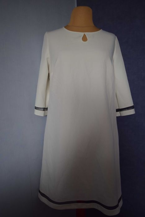 Exclusive Piękna sukienka biała z siateczką _46