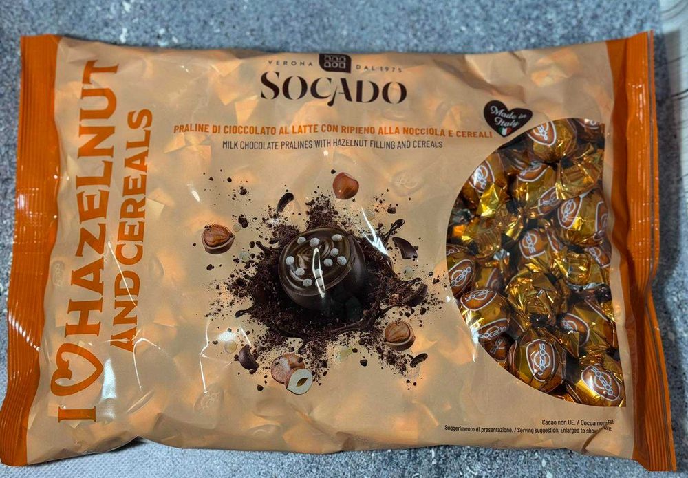 Цукерки Socado з молочного шоколаду з горіховим кремом та злаками 1кг