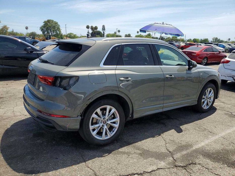 2022 Audi Q3 Premiun S Line 45 /