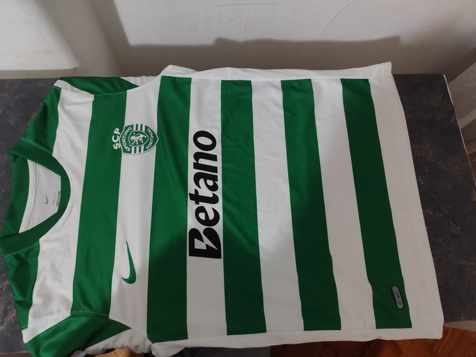 Camisola Sporting 2025