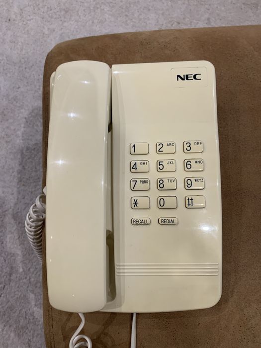 Telefone fixo antigo