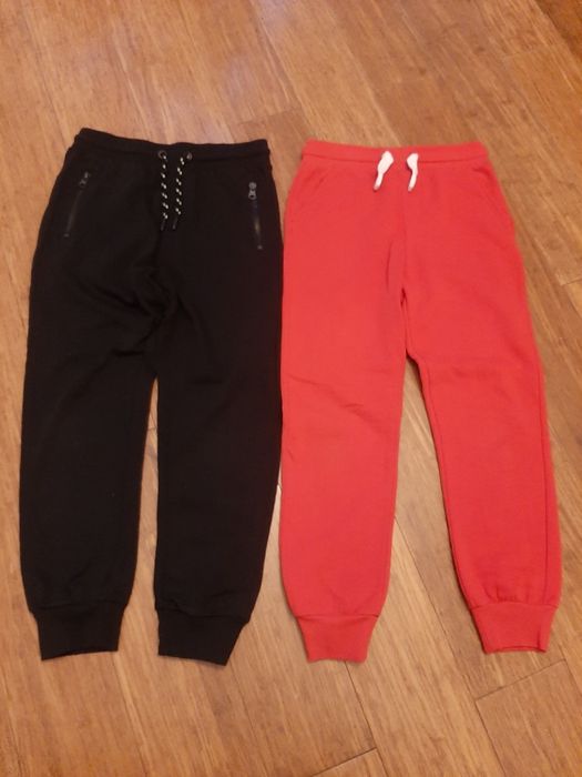 Spodnie dresy 140