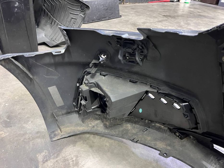 Бампер передній Audi A4 B9 S Line Competition S4 дорест 16-19 рік