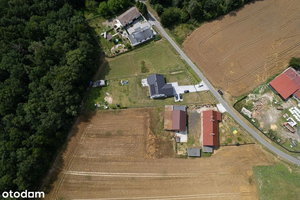 Dom z potencjałem pod lasem  | Działka 2200 m² | Zabudowania |Unieszów