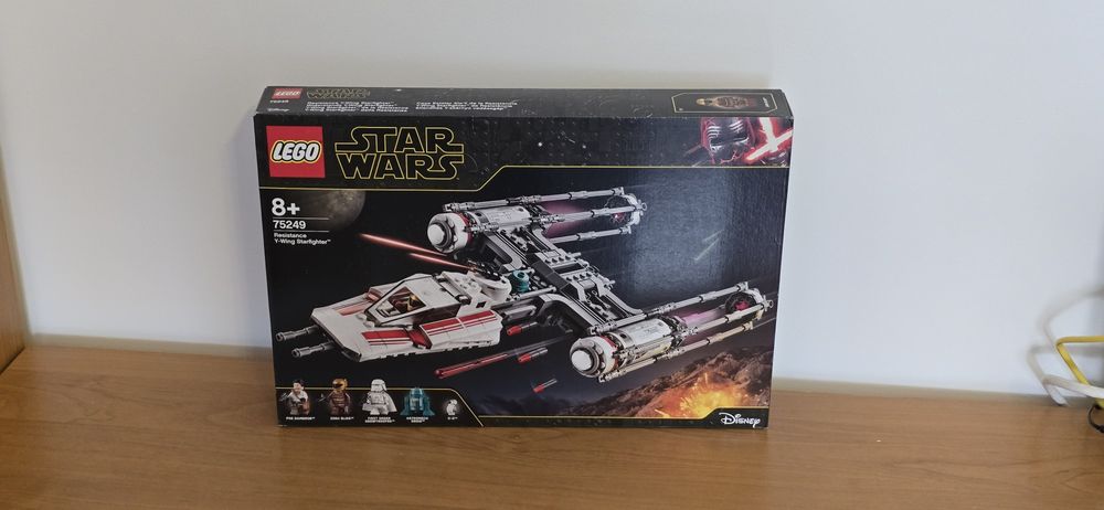 NOWE Lego 75249 Myśliwiec Y-wing ruchu oporu Star Wars