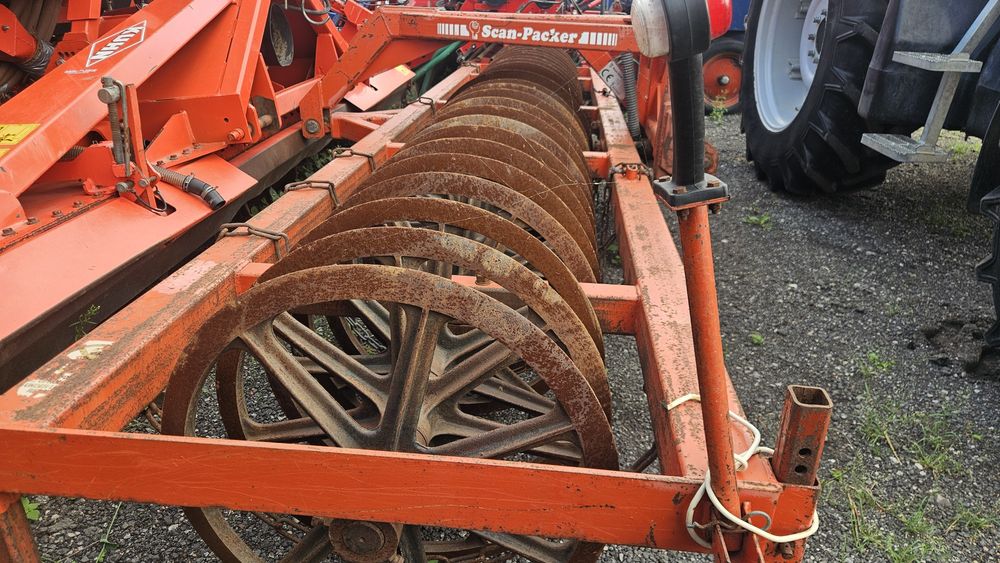 Siewnik Kuhn Venta LC 402