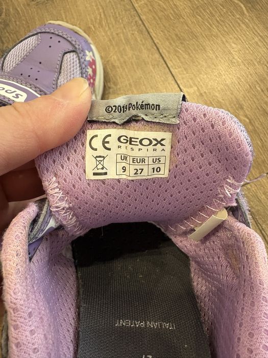 Продам Кросівки Geox