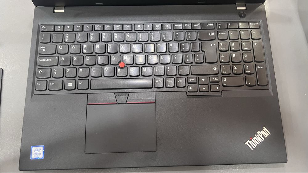 Computador Portátil LENOVO L590 15.6”