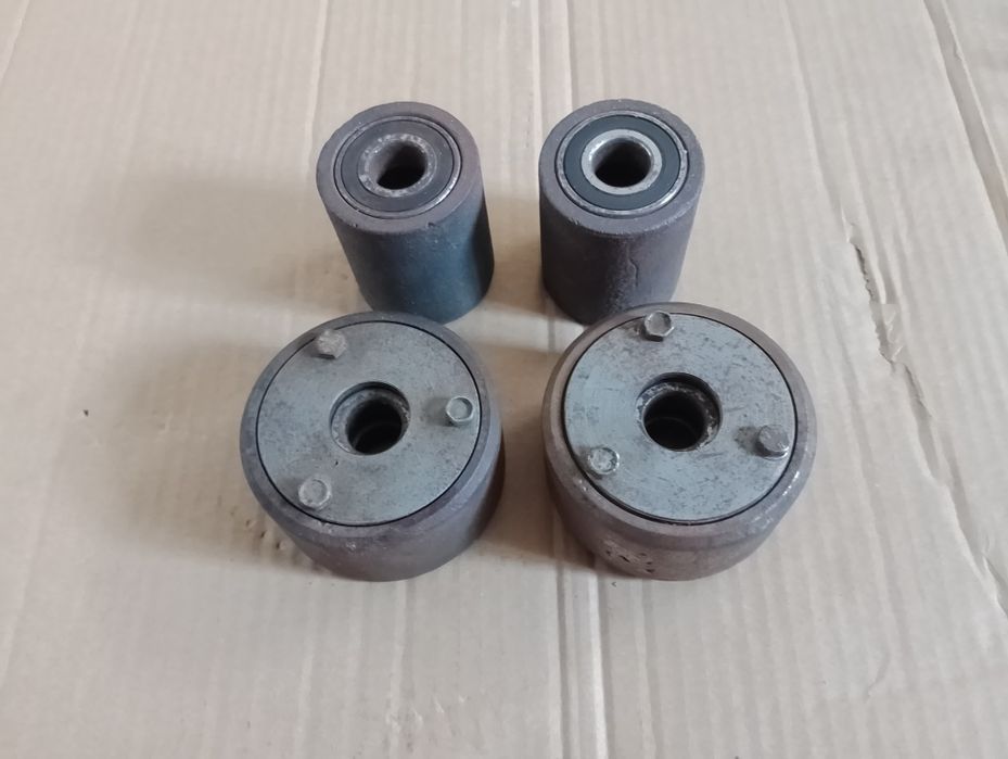 Колеса металеві з підшипником.