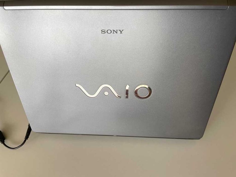 Portátil Sony Vaio VGN-FE31H