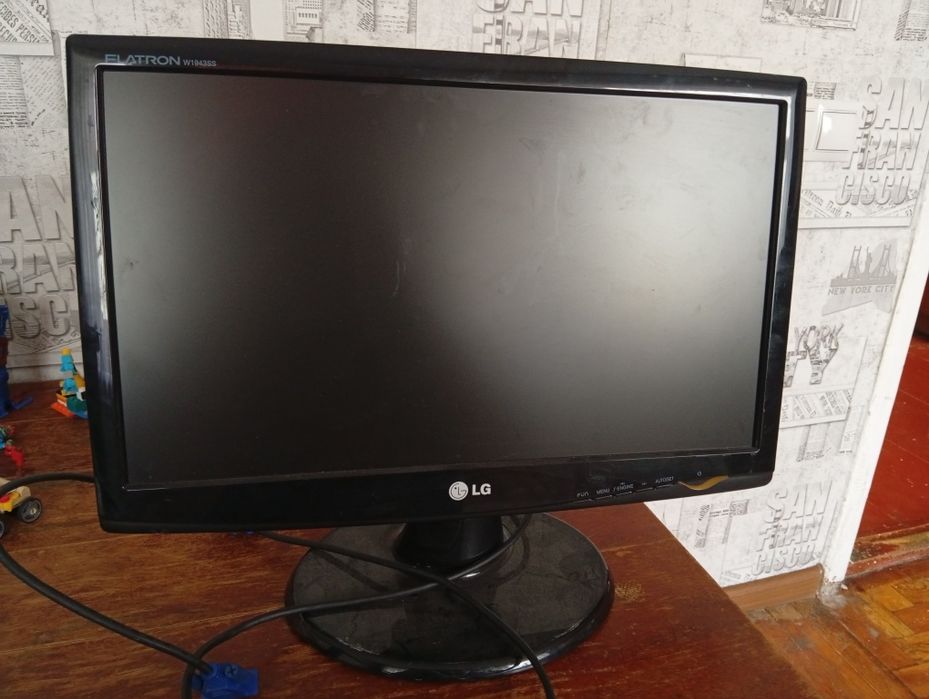 Монітор LG Flatron w1943ss-pf