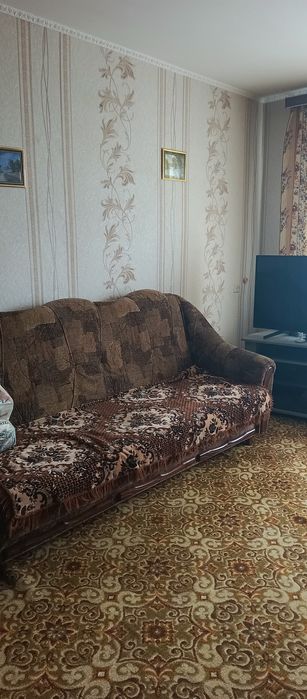 Здається 3- кімнатна квартира ( Б . Шоссе)