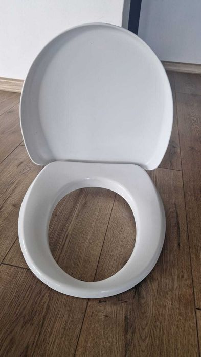 Deska sedesowa do toalety w kamperze C400 - Thetford